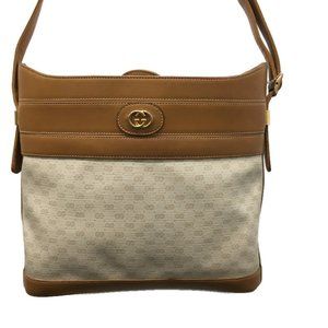 Gucci – Vintage Beige Double G Shoulder Bag
